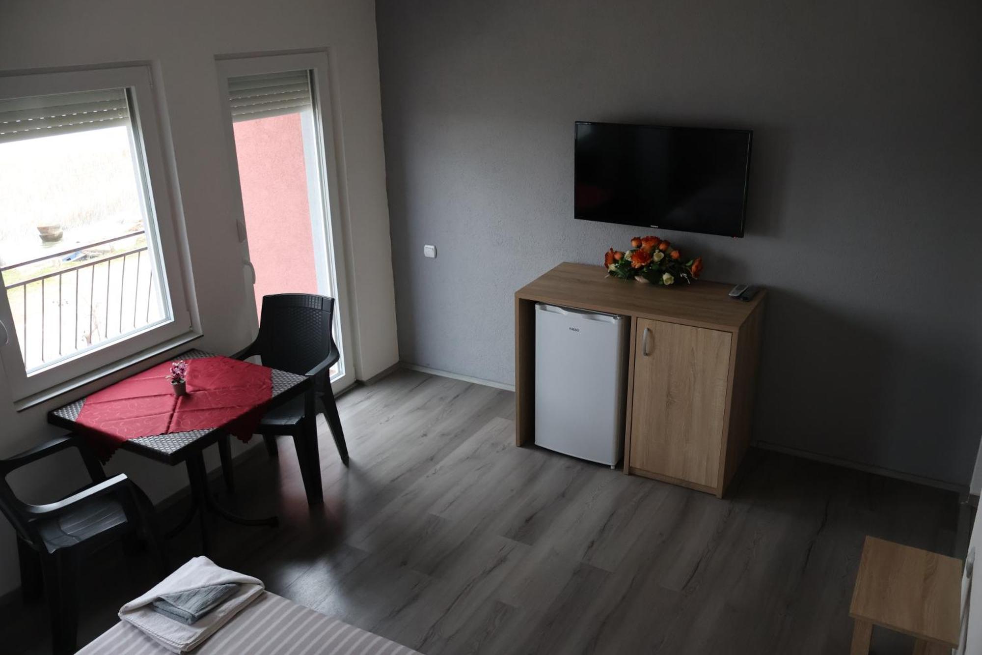 Ajkoski Apartments Peštani Eksteriør bilde