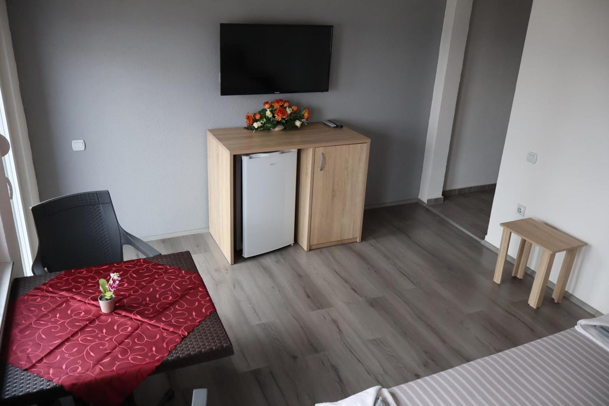 Ajkoski Apartments Peštani Eksteriør bilde