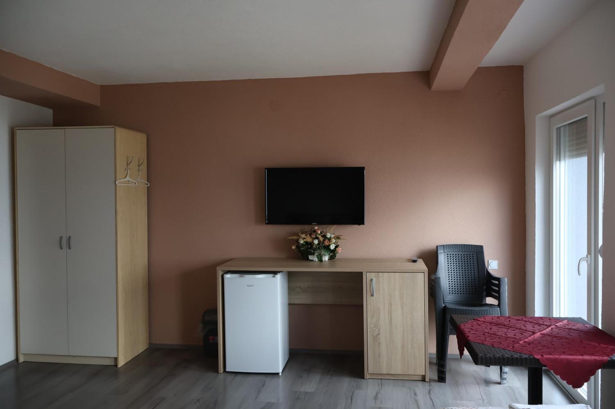Ajkoski Apartments Peštani Eksteriør bilde